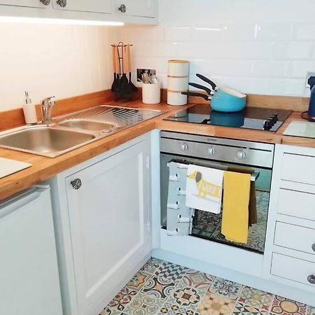 Cosy, Elegant Apartment In Heart Of Ludlow Town Eksteriør billede
